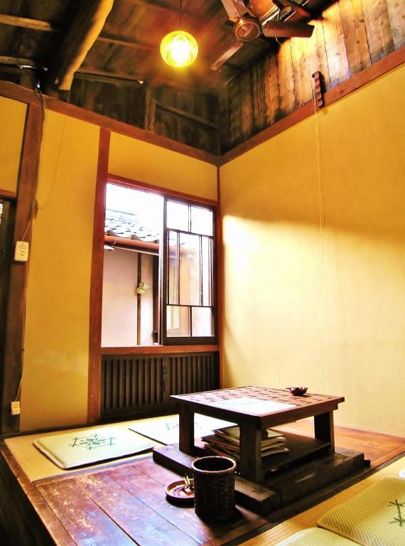 Small World Guest House Kyoto Exteriör bild